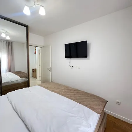 White Homes 7-central Point Apartament *