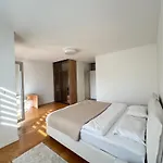 Apartament White Homes 7-central Point *