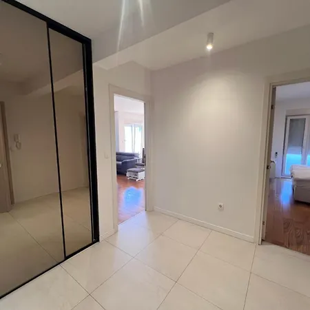 Apartment White Homes 7-central Point Podgorica