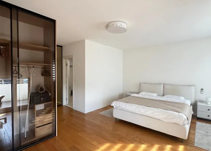 דירה White Homes 7-central Point