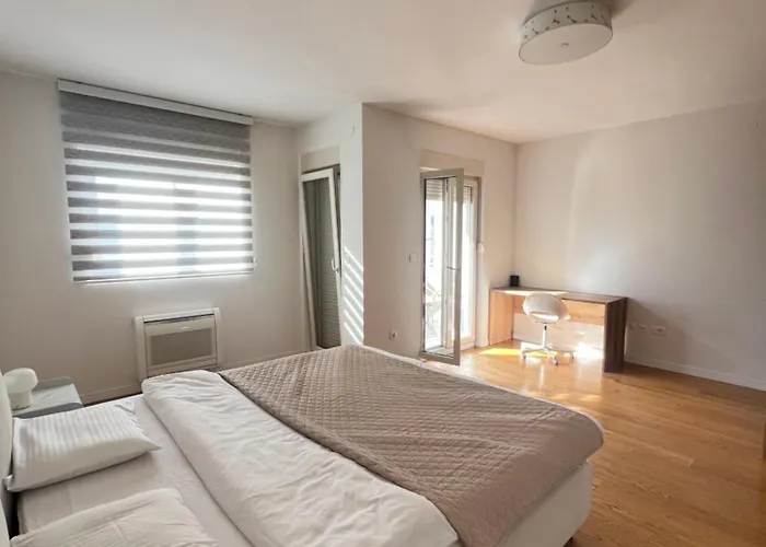 דירה White Homes 7-central Point