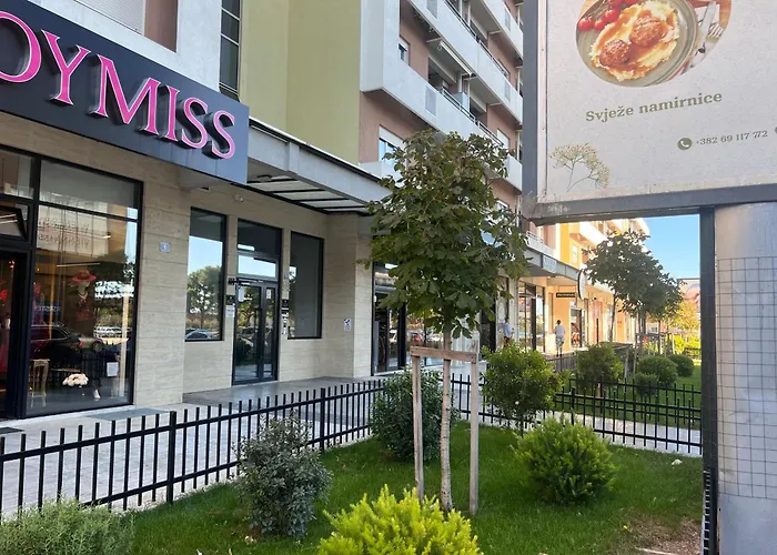 White Homes 7-central Point *